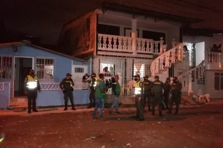 La Alcaldía Distrital de Buenaventura y Policía realizaron brigadas nocturnas para hacer cumplir el aislamiento preventivo durante el fin de semana
