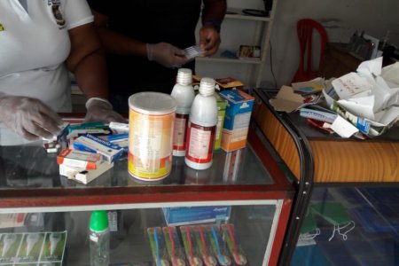 Decomisan medicamentos vencidos en cuatro droguerías de Buenaventura