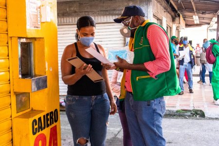 La Alcaldía Distrital de Buenaventura continúa realizando cercos epidemiológicos en las calles