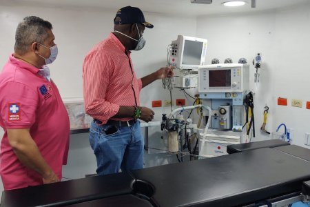 La Fundación Barco Hospital San Rafael entregó insumos médicos a consejos comunitarios de Cajambre, Raposo, Yurumanguí y Naya
