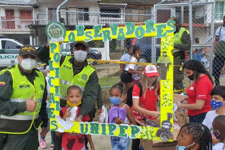 La Alcaldía Distrital de Buenaventura acompaña la estrategia cívica y de recuperación del tejido social en la Comuna 11