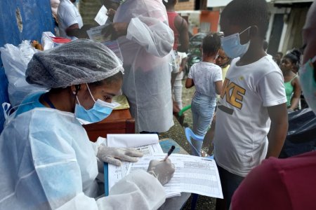 La Secretaría de Salud realizó intervención en la Comuna 5 con varios programas de salud pública