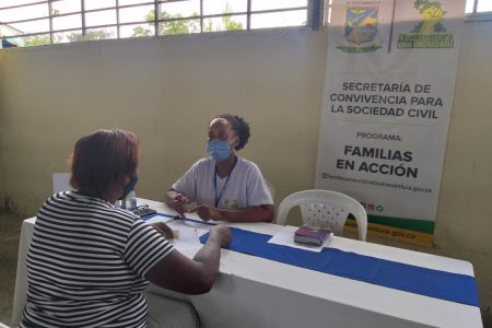 Las secretarías de la Mujer y Convivencia descentralizaron sus servicios en la Ciudadela San Antonio