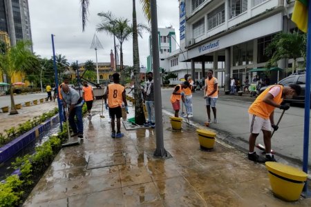 La Gestora Social realizó 'Lavatón' en el bulevar de Buenaventura