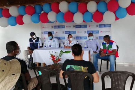 Prosperidad Social capitalizó a nueve asociaciones en Bahía Solano, Chocó