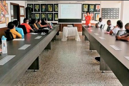 La Alcaldía Distrital de Buenaventura actividades en pro del bienestar de los jóvenes