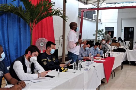 La crisis de seguridad se debe superar, pero no solo con el silenciamiento de los fusiles, se debe ir más allá, afirma el alcalde Distrital de Buenaventura, Víctor Vidal