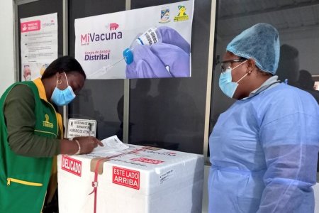 La vacunación seguirá siendo la mejor forma de prevenir manifestaciones severas de la COVID-19