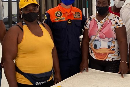 Tres mujeres fueron certificadas como motorista costanero en Guapi, Cauca