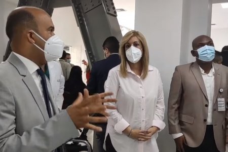 El HUV cuenta con un moderno Servicio de Radioterapia y equipos de última tecnología para la atención de pacientes con cáncer