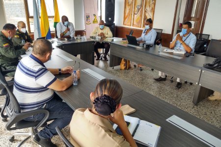 El alcalde Distrital, Víctor Vidal, lideró Consejo Extraordinario de Seguridad en Buenaventura