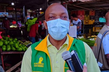 La Alcaldía Distrital de Buenaventura continúa realizando recorridos de verificación de los precios en las galerías de la ciudad