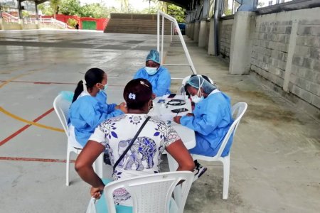 Iniciaron las jornadas descentralizadas de vacunación y toma de muestras para la COVID-19 en Buenaventura