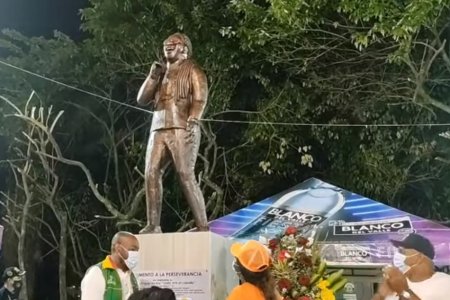 La Alcaldía Distrital de Buenaventura apoyó entrega de monumento en reconocimiento póstumo a Junior Jein