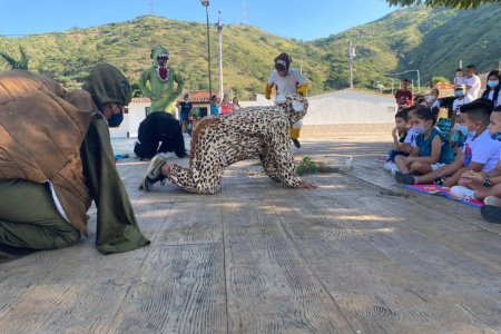 Obra teatral de la CVC enseñó a respetar la fauna silvestre en El Queremal y Vijes