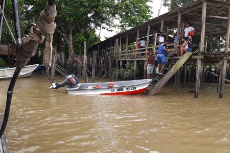 La Armada de Colombia puso a salvo la vida de cuatro personas en el Litoral San Juan en Chocó