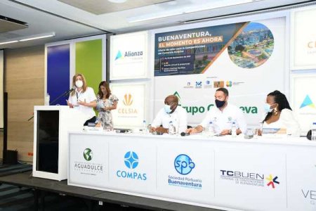Gobernadora ratifica su compromiso con la competitividad de Buenaventura y el trabajo en equipo para sacar adelante proyectos claves
