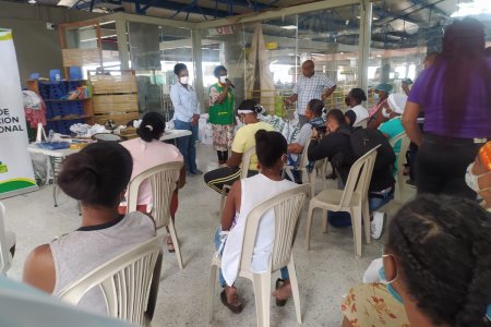 Trabajadores de la Galería José Hilario López de Buenaventura fueron beneficiados con kits para el hogar