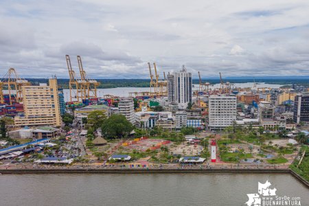 Informe especial: Buenaventura 2023-2024: avances parciales en seguridad y servicios contrastan con retrocesos en educación, empleo y movilidad