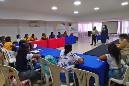 La Consultiva de Mujeres de Buenaventura inició Plan de Acción para el 2022 con el apoyo de la Secretaría de la Mujer