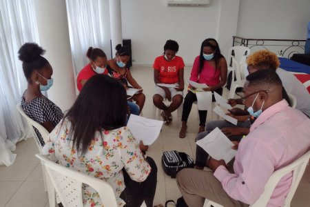 La comunidad del río Raposo, zona rural de Buenaventura, participa en la construcción del PIEDB