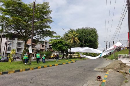 Publicidad política exterior instalada sin autorización es retirada por la Dirección Técnica Ambiental de l Alcaldía Distrital de Buenaventura
