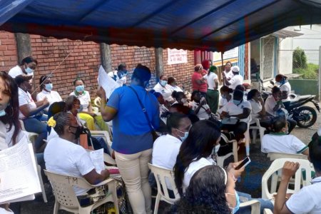 Madres comunitarias en Buenaventura continúan exigiendo garantías en la alimentación para los menores
