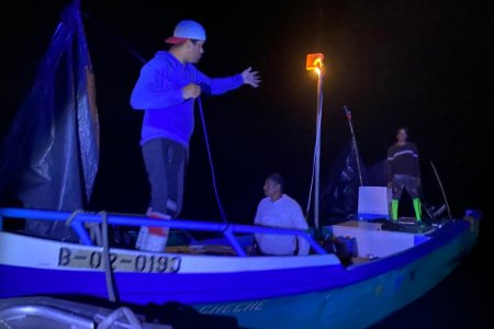 Fueron rescatados tres extranjeros después de cinco días a la deriva en el pacífico colombiano