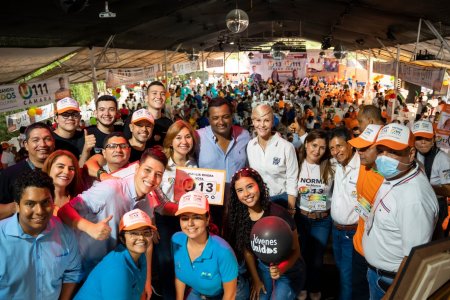 Gran respaldo en Buga a Norma Hurtado Sánchez; más de 3.000 personas asistieron al cierre de campa&ntilde;a, en su ciudad natal