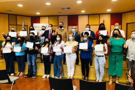 La Escuela para Empresarios Valle INN certifica a los primeros 85 graduandos