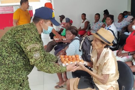950 familias fueron beneficiadas con la entrega de ayudas humanitarias en el Charco, Nari&ntilde;o