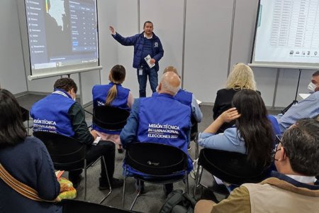 Seis organizaciones internacionales realizan verificación y seguimiento al simulacro de escrutinio para las elecciones de Congreso de la República