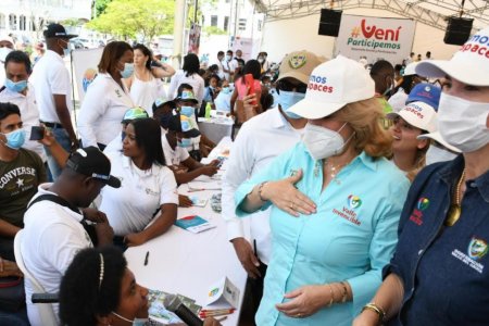 &lsquo;Vení Participemos Valle Invencible&rsquo; llegó con sus programas y oferta institucional a Buenaventura