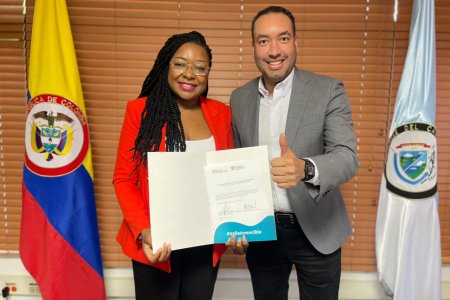 Cámara de Comercio de Buenaventura firma acuerdo para ampliar el alcance del programa Coach Empresarial y fortalecer el tejido empresarial del distrito