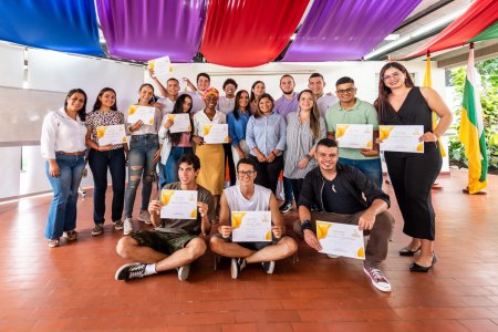 15 jóvenes líderes de Palmira se certificaron en incidencia política