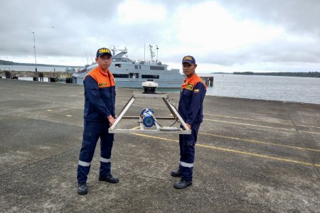 La Dimar adelanta mantenimiento del equipo que mide la velocidad de corrientes marinas en la bahía de Buenaventura