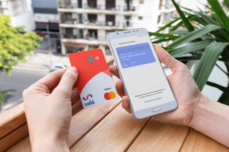 La banca digital pasa al tablero: disminuye el número de oficinas bancarias en 3.1 %