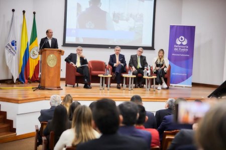 El Defensor del Pueblo propone penas alternativas y aplicación de medidas restaurativas frente a la crisis penitenciaria y carcelaria del país