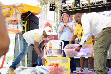A ritmo de currulao y bailes típicos Buenaventura vivió la fiesta del chontaduro