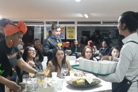 Con sabor a viche se llevó a cabo el Taller de Coctelería Ancestral en la Casa del Valle en Bogotá