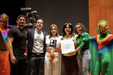 La Asamblea otorgó la Orden Independencia en grado &lsquo;Cruz de Caballero&rsquo; al Festival de Títeres &lsquo;Ruquita Velasco&rsquo;