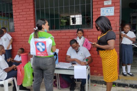 Inició la aplicación de vacunas en las instituciones educativas oficiales del Distrito de Buenaventura