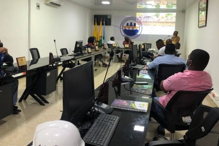 Se socializó ante los ediles de la Localidad Continente - Pailón el proyecto de sensibilización ambiental