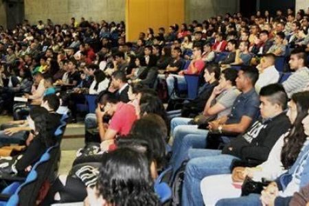 El programa Estado Joven beneficia a más de 1.300 jóvenes en su décima convocatoria