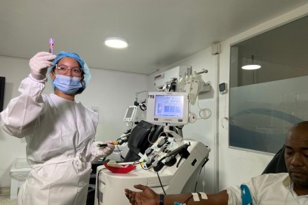 El Banco de Sangre del HUV aplica prueba de malaria a todos los donantes