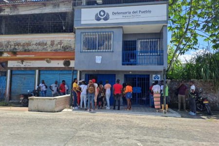 Unas 266 personas desplazadas de Mayorquín llegaron a Buenaventura y requieren atención de urgencia por parte del Estado