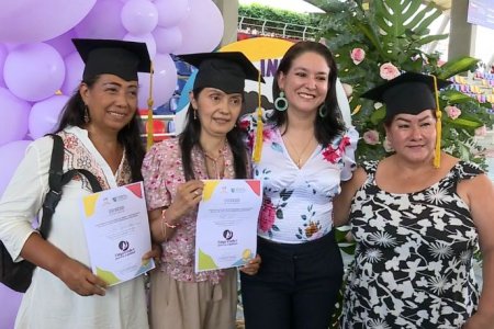 725 mujeres se graduaron de la Escuela &lsquo;Emprende para la Equidad&rsquo;