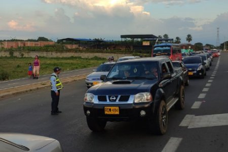 Puente festivo con gran afluencia de viajeros por las carreteras: 115.780 vehículos transitaron por el Valle del Cauca