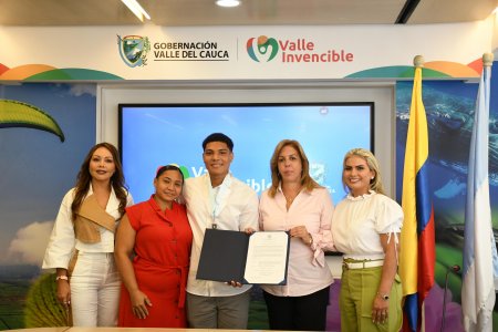 Orden al Mérito Vallecaucano para Diego Fernando Casta&ntilde;o por su puntaje perfecto en las Pruebas Saber 11 2023