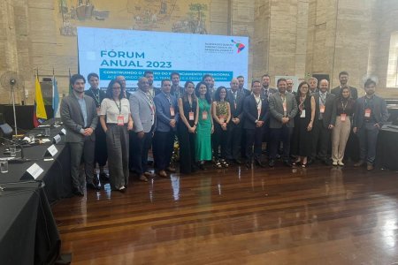 Infivalle es protagonista del foro de bancos de desarrollo en Brasil